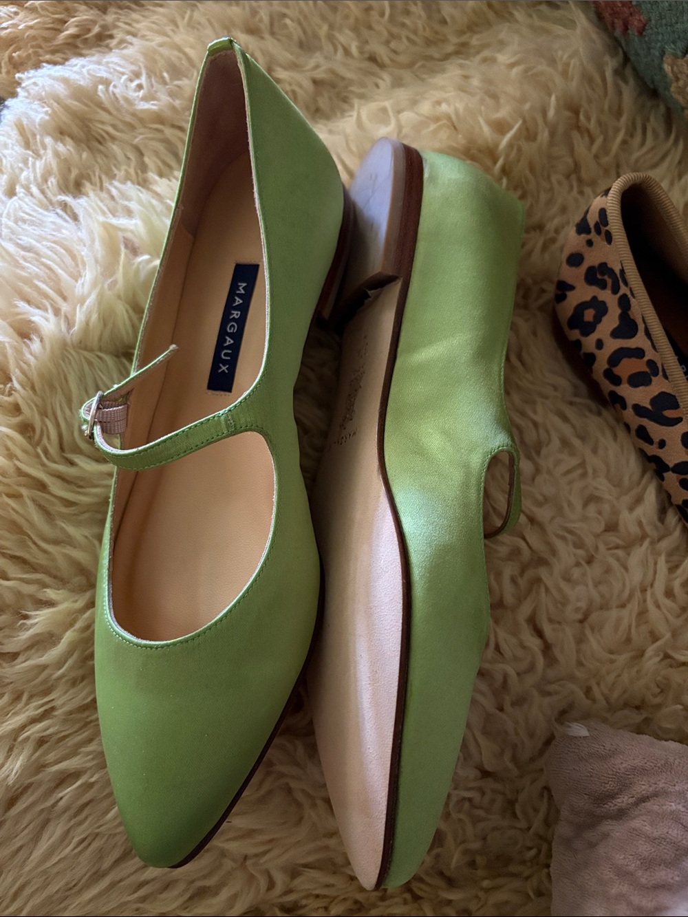 Margaux Lime Green Pointed Mary Jane Flats sz 37 1/2 - Picture 2 of 4
